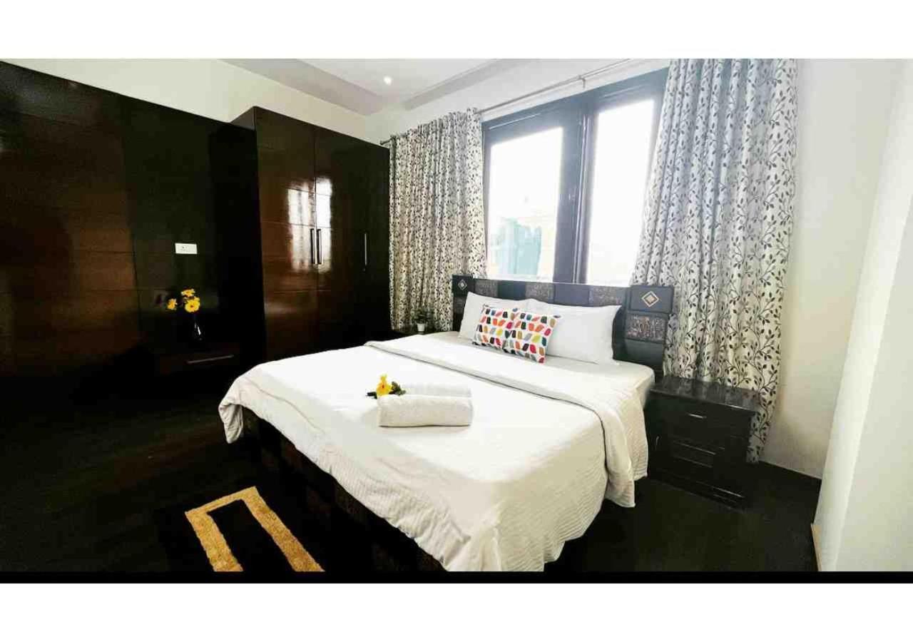 Olive Serviced Apartments - Defence Colony นิวเดลี ภายนอก รูปภาพ