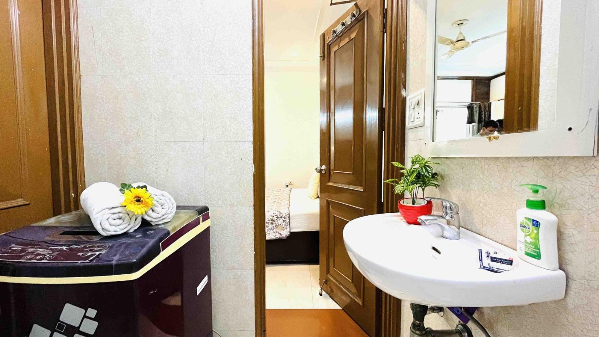 Olive Serviced Apartments - Defence Colony นิวเดลี ภายนอก รูปภาพ